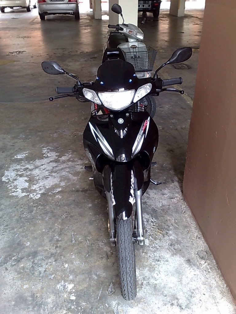 125zr Wallpaper