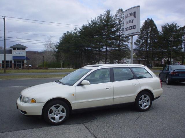 1998 Audi A4 Avant Quattro