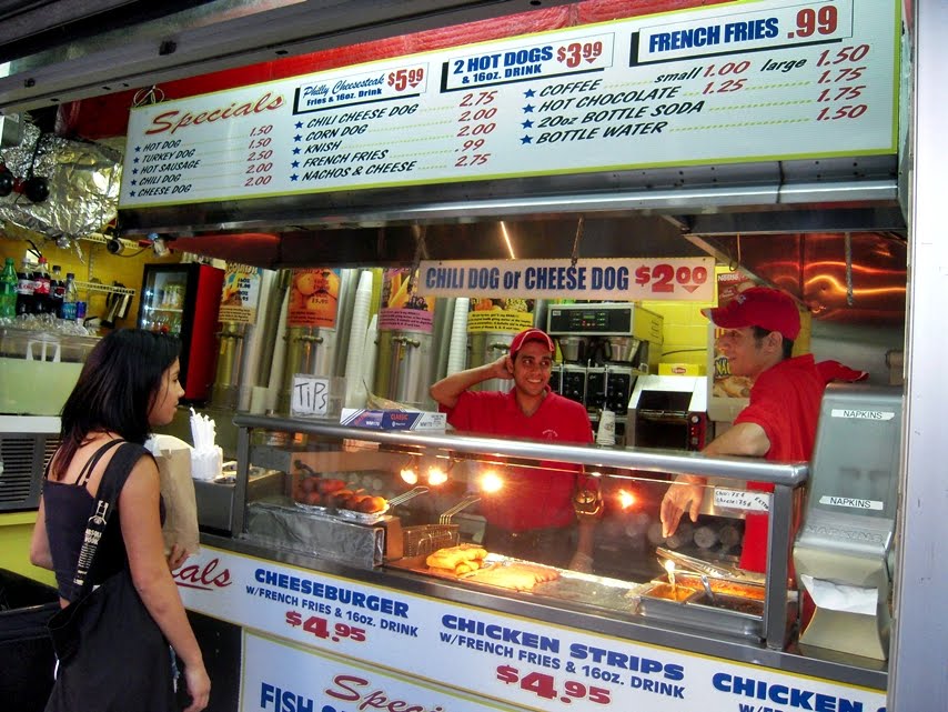Grand Papaya Hot Dogs