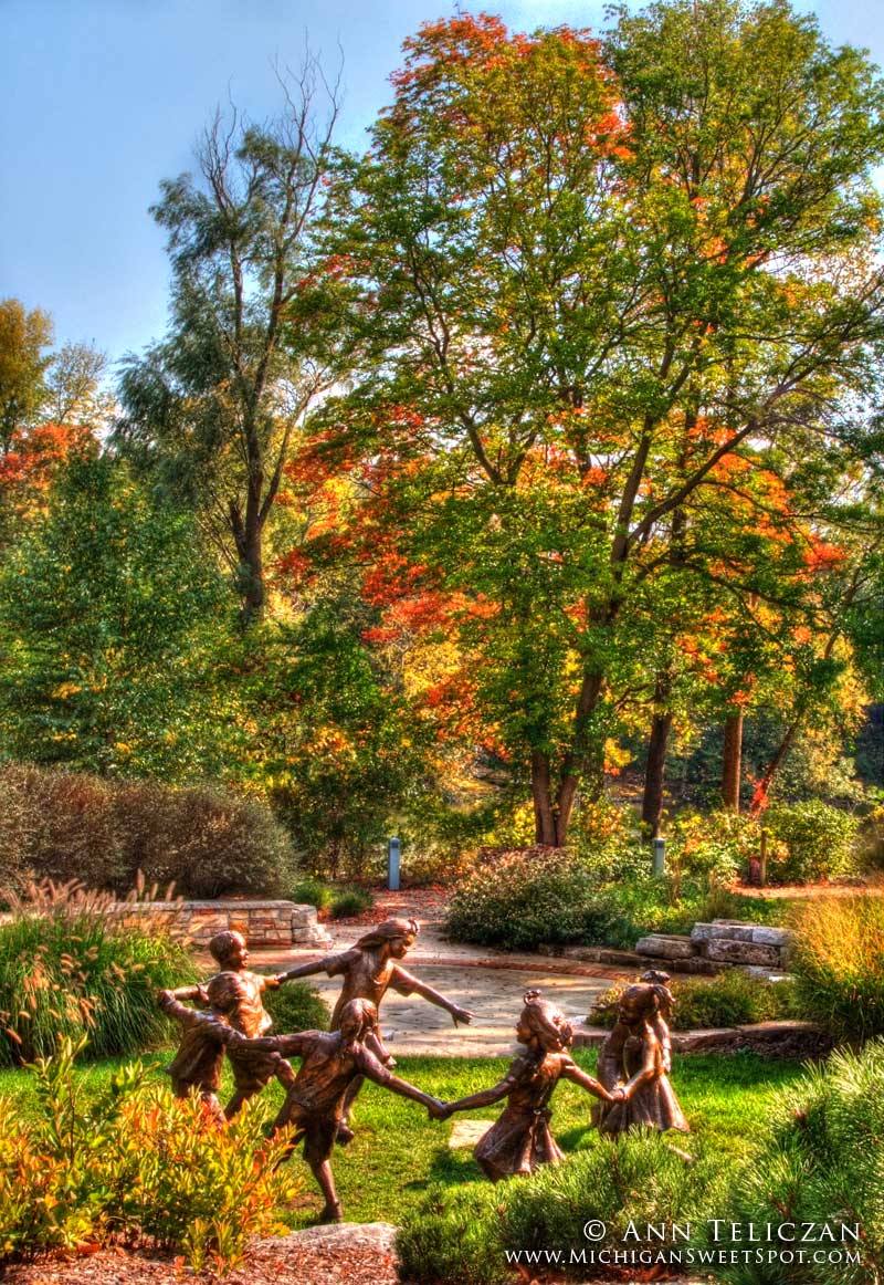 Images Of Children Playing In The Park