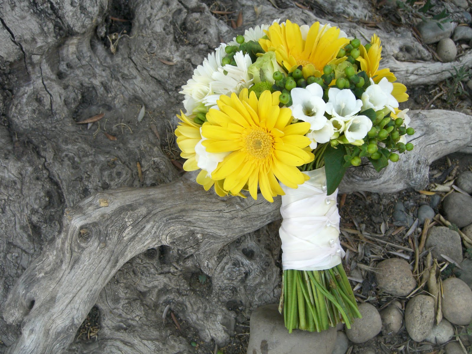 Lime Green And Yellow Wedding