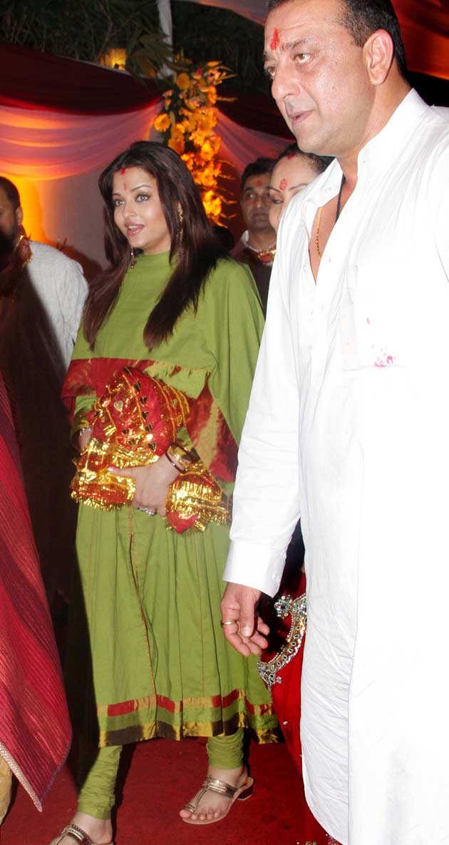 Aishwarya Rai Bachchan Baby Pic