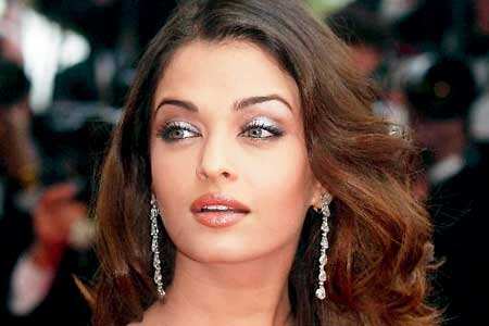 Aishwarya Rai Bachchan Baby Pic