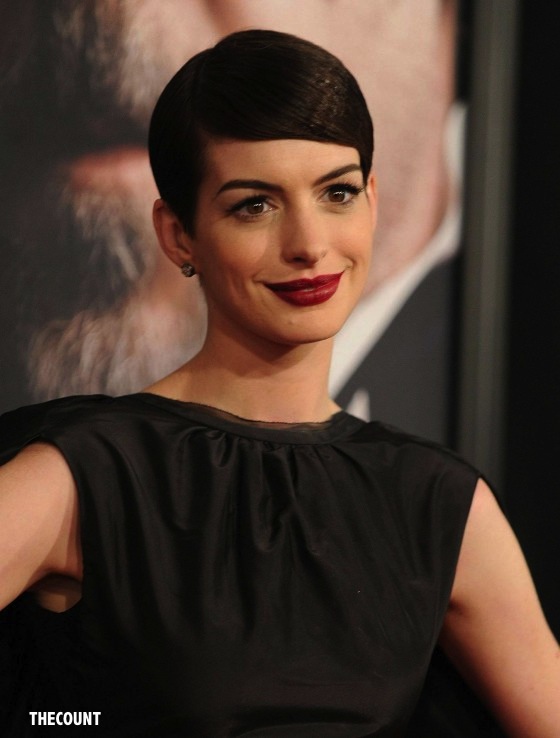 Anne Hathaway Les Miserables Wardrobe Malfunction Unedited