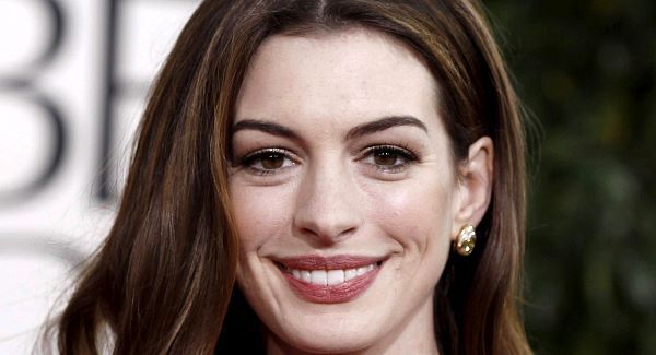 Anne Hathaway Malfunction Underwear