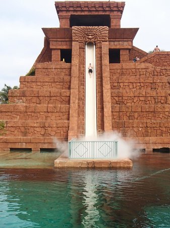 Atlantis Hotel Bahamas Night