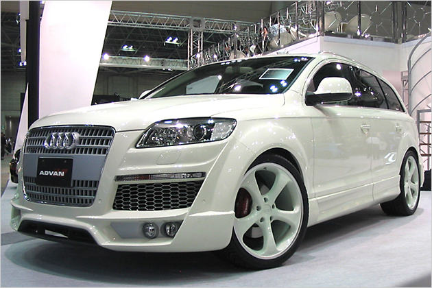 Audi Q7 Wallpaper