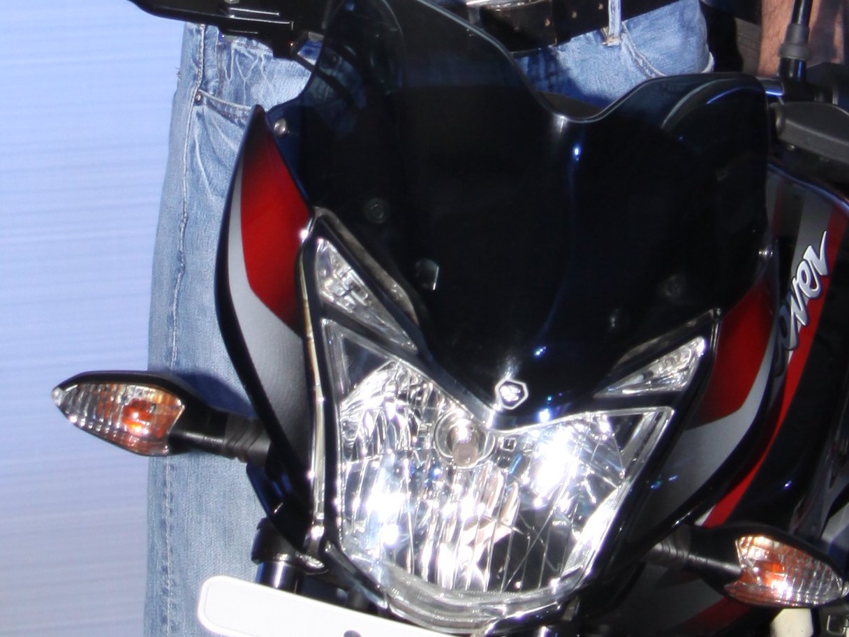 Bajaj Discover 125 New Model Images