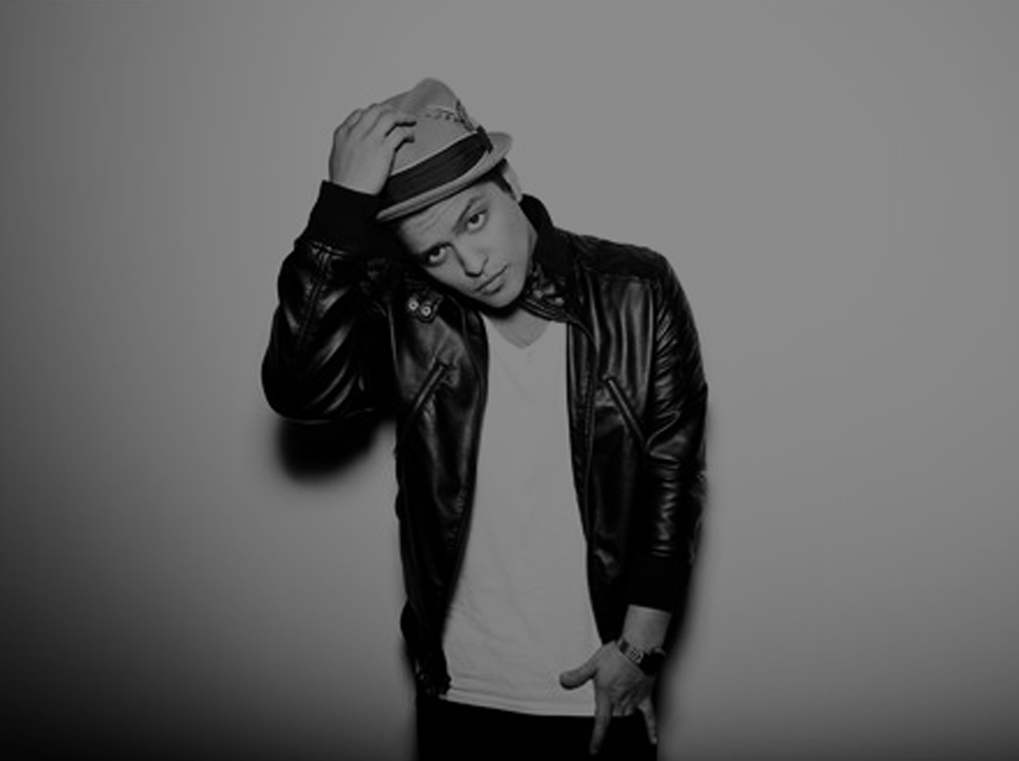 Bruno Mars Wallpaper It Will Rain