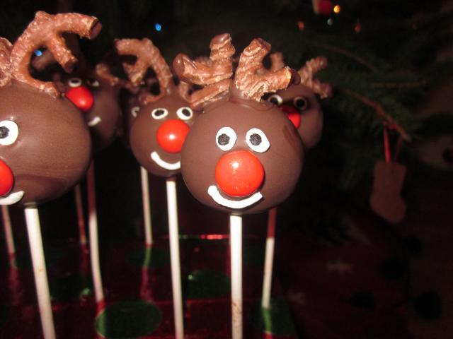 Cake Pops Christmas Pudding