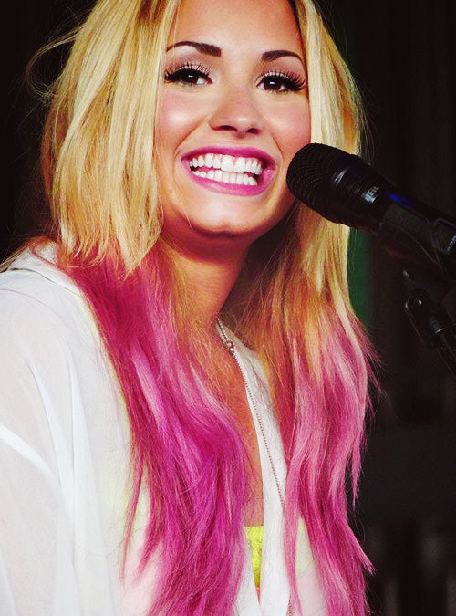 Demi Lovato Hair Color Pink