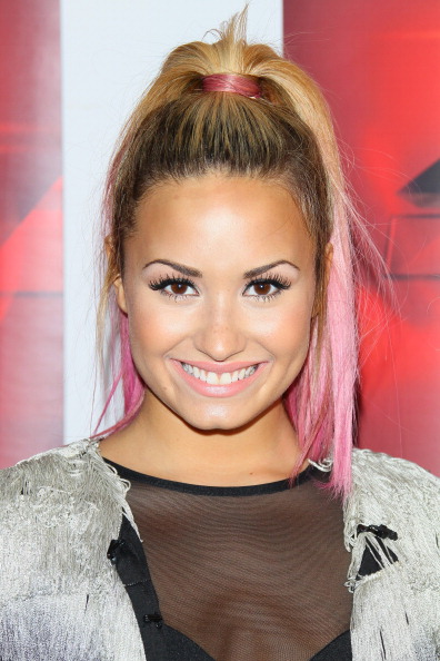 Demi Lovato Hair Dip Dyed