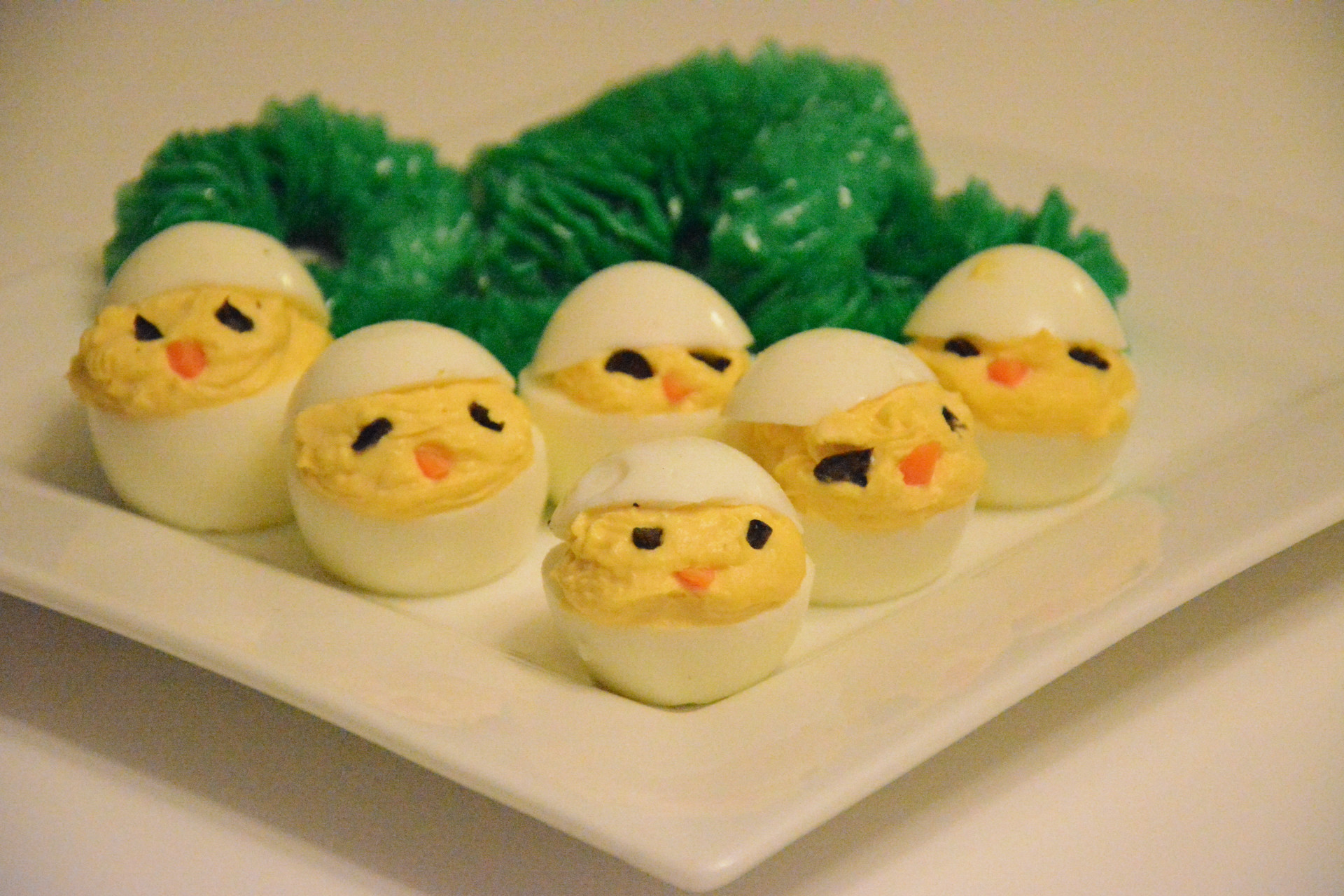 Deviled Eggs For Easter That Look Like Chicks