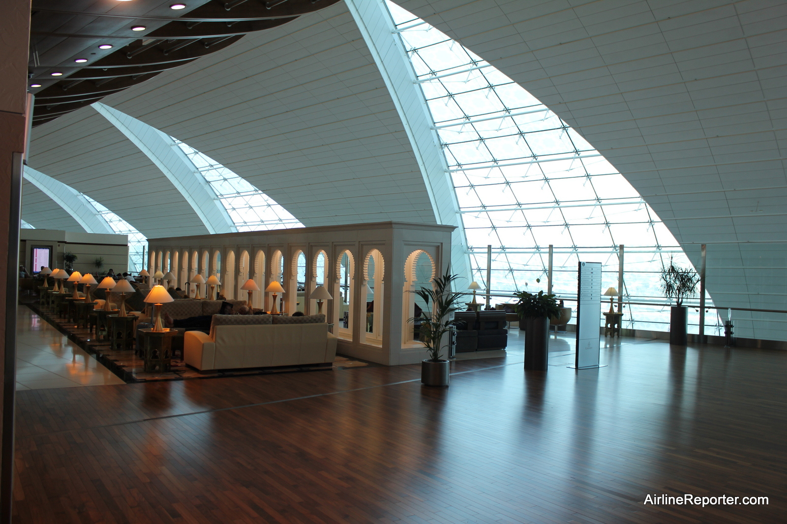 Dubai Airport Emirates Business Lounge