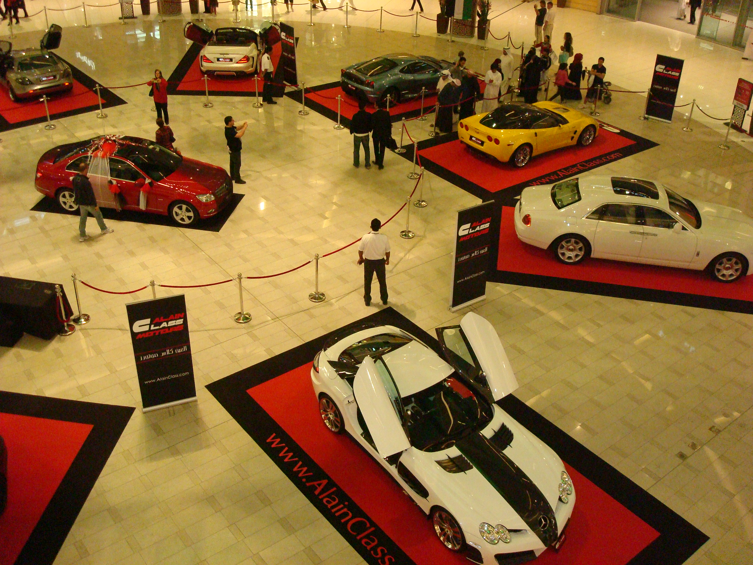 Dubai Mall Inside