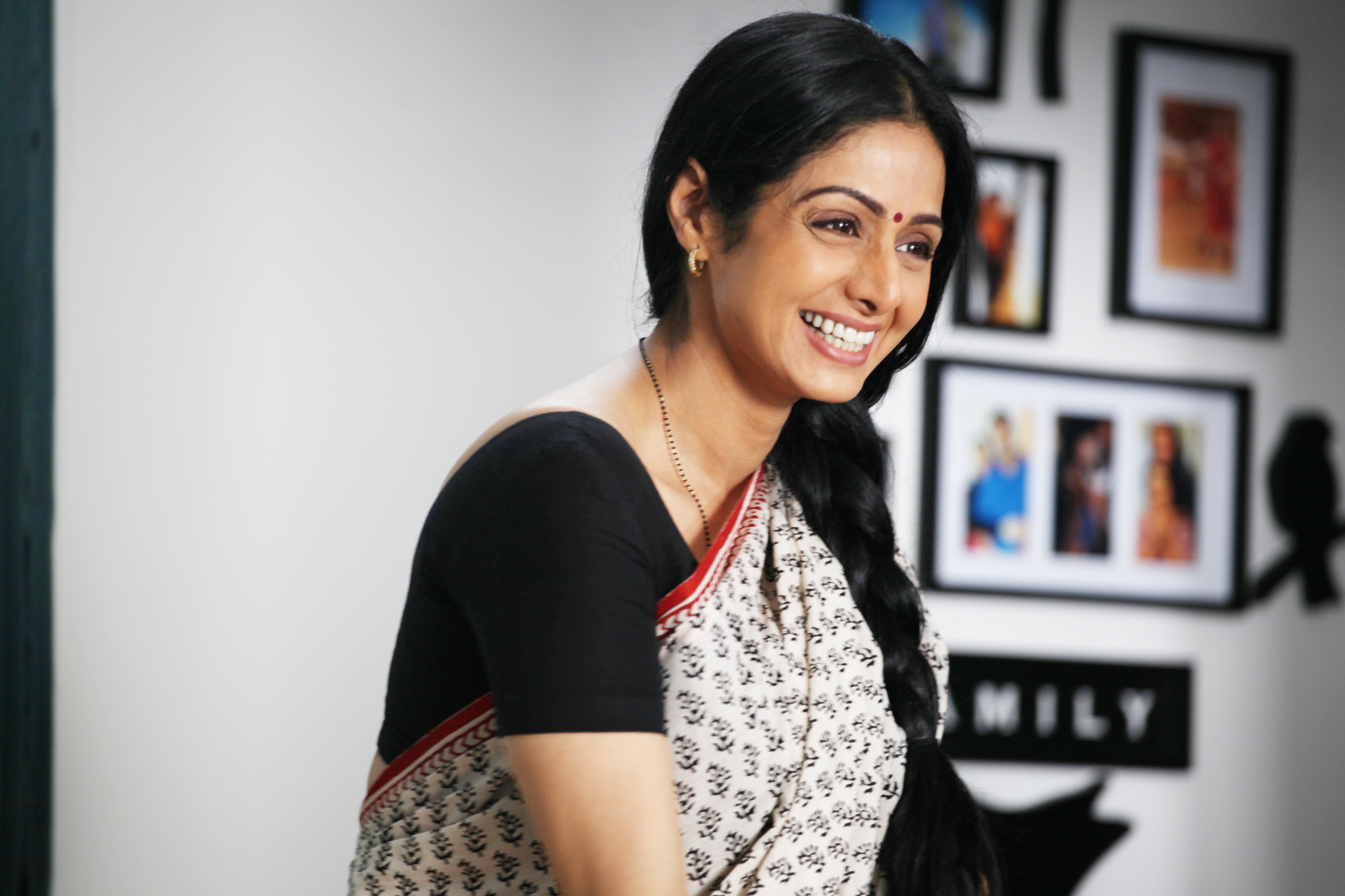 English Vinglish Movie Download Free