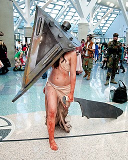 Female Pyramid Head Costume