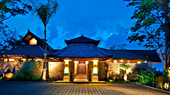 Fiji Water Villa