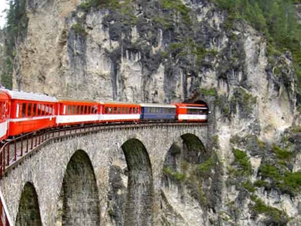 Glacier Express Train Crash Switzerland