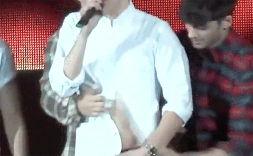 Harry Styles Shirtless Gif