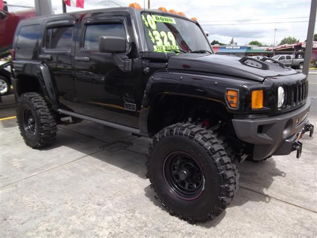 Hummer H3 Blacked Out