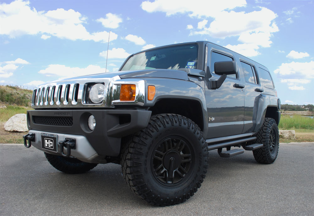 Hummer H3 Blacked Out