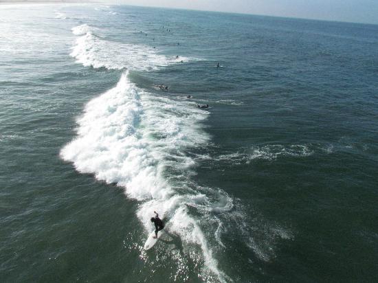 Huntington Beach Pier Surf Cam