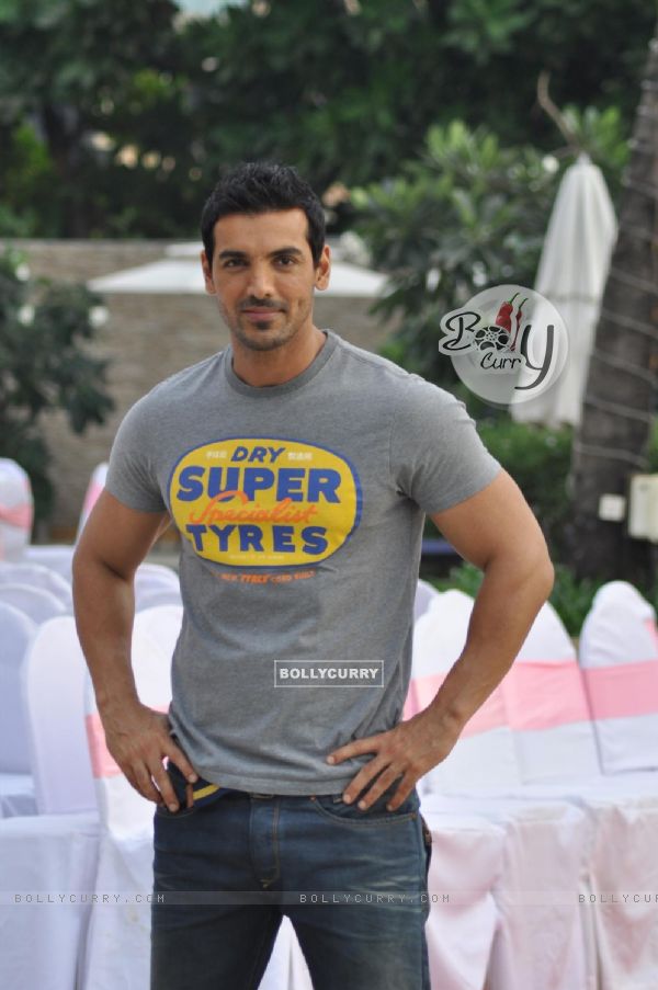 John Abraham Wallpapers Desi Boyz