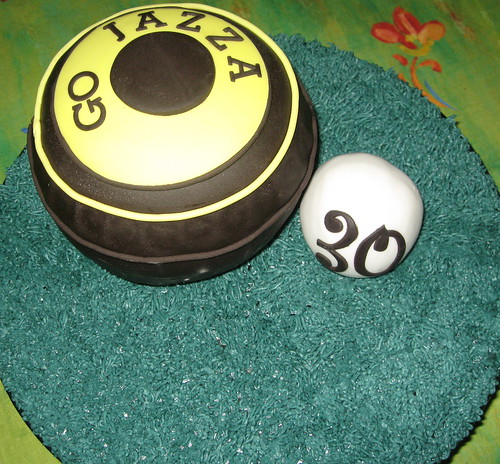 Lawn Bowls Cake