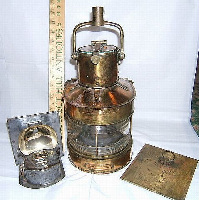 Masthead Light Definition