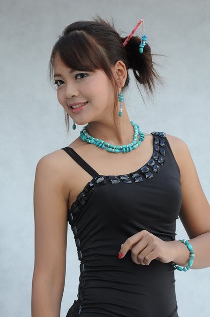 Myanmar Model Show Photo