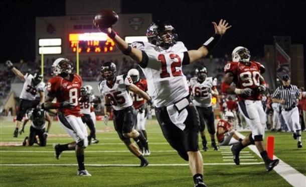 Niu Huskies Football