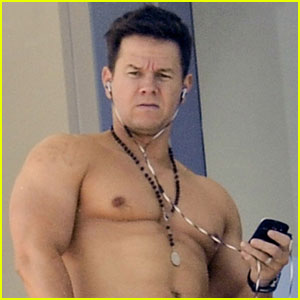 Seth Macfarlane Shirtless