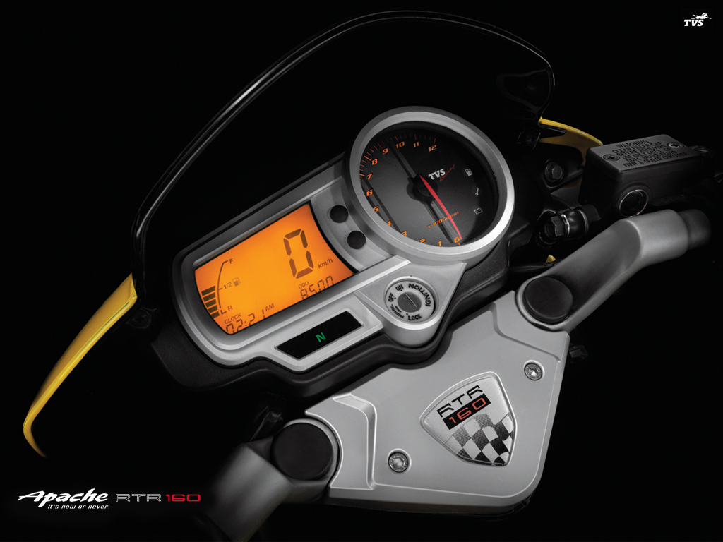 Tvs Apache Rtr 160 Fi White Colour