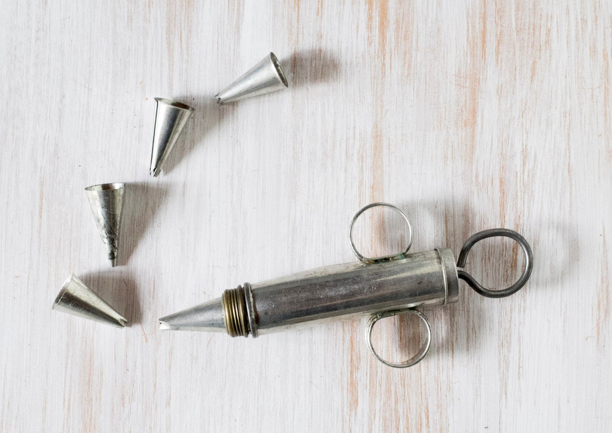 Vintage Cake Decorating Tools