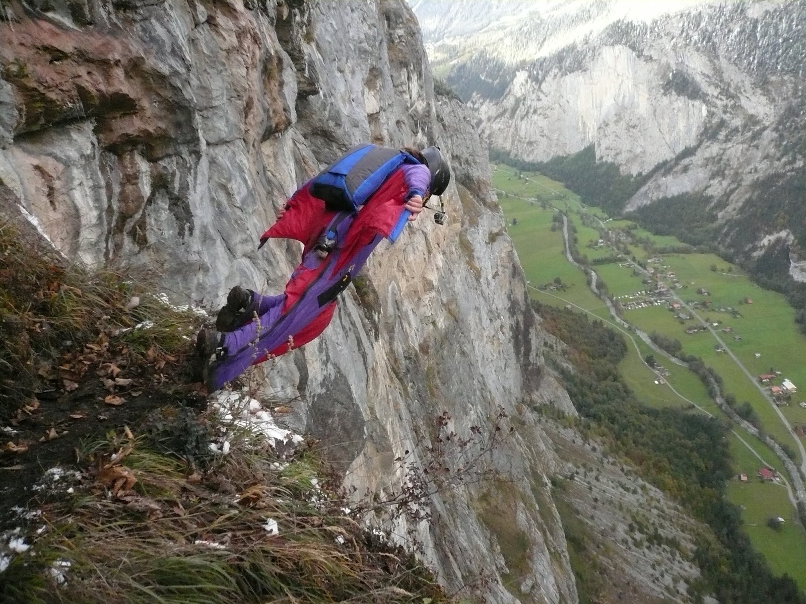 Wingsuit Base Jumping