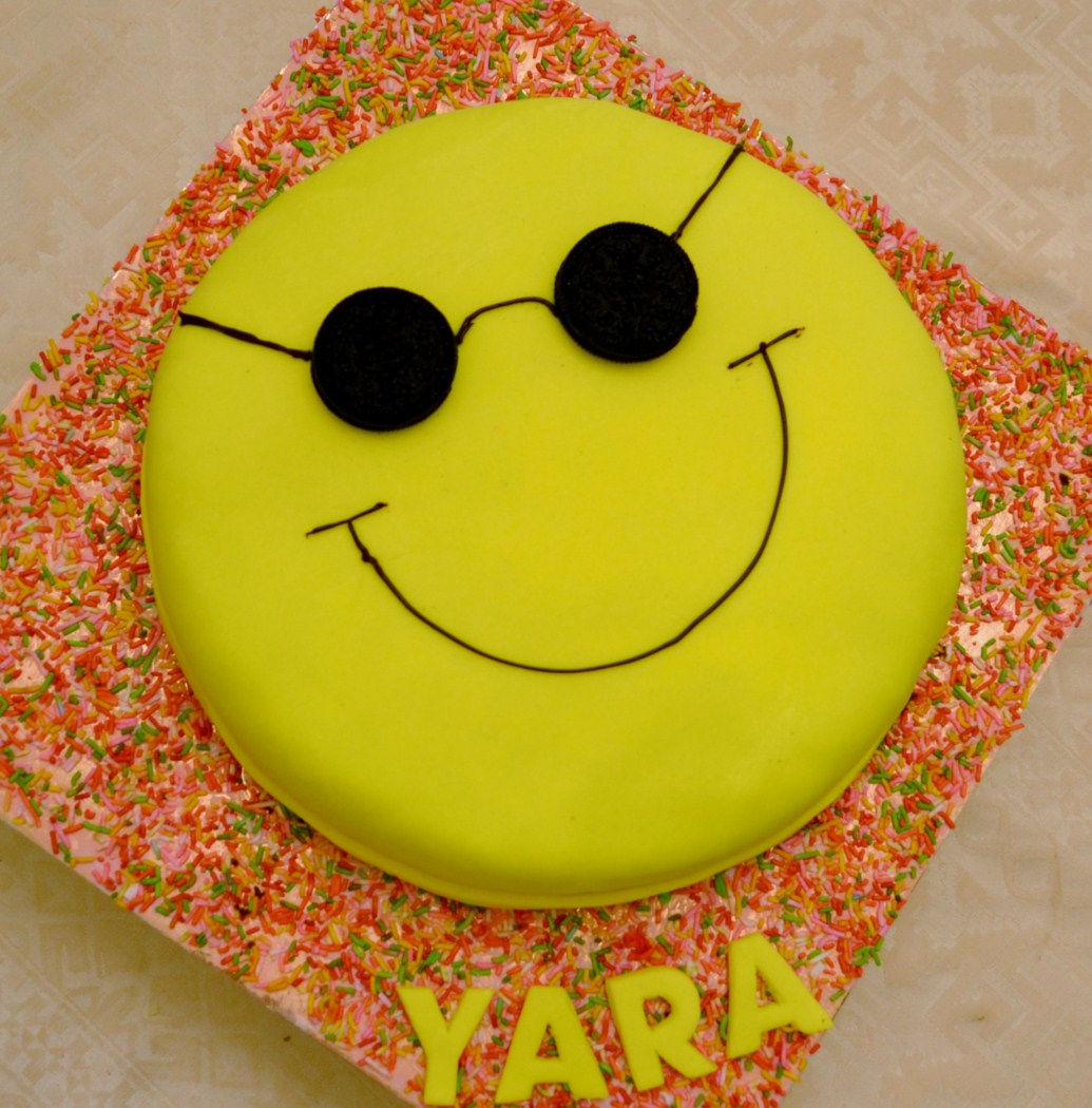 Winnie The Pooh Face Cake